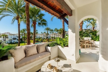 Penthouse w pierwszej liniii brzegowej w Estepona 1565 - zdjęcie 3