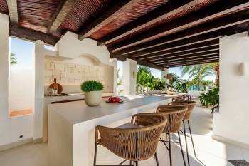 Penthouse w pierwszej liniii brzegowej w Estepona 1565 - zdjęcie 4