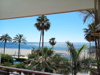Beach Frontline Apartment in Estepona 1618 - zdjęcie 3