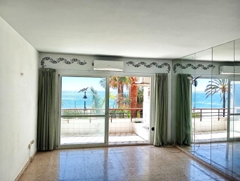 Beach Frontline Apartment in Estepona 1618 - zdjęcie 5