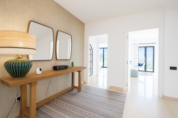 Elegancji dom bliźniak z basenem w Sotogrande 1606 - zdjęcie 15
