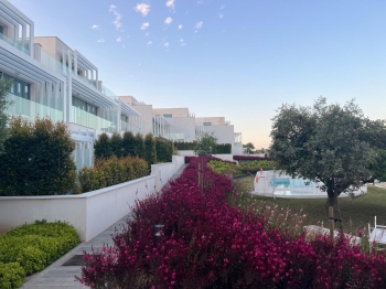 Nowoczesny dom szeregowy w Sotogrande 1639 - zdjęcie 8