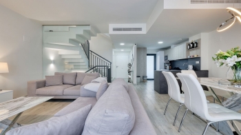 Stylowy townhouse z widokiem na morze 1603 - zdjęcie 22