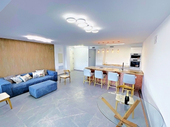 Nowoczesny apartament z widokiem na port 1619 - zdjęcie 9