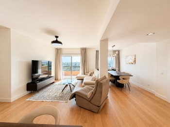Odnowiony apartament z widokiem na morze i garażem 1318 - zdjęcie 15