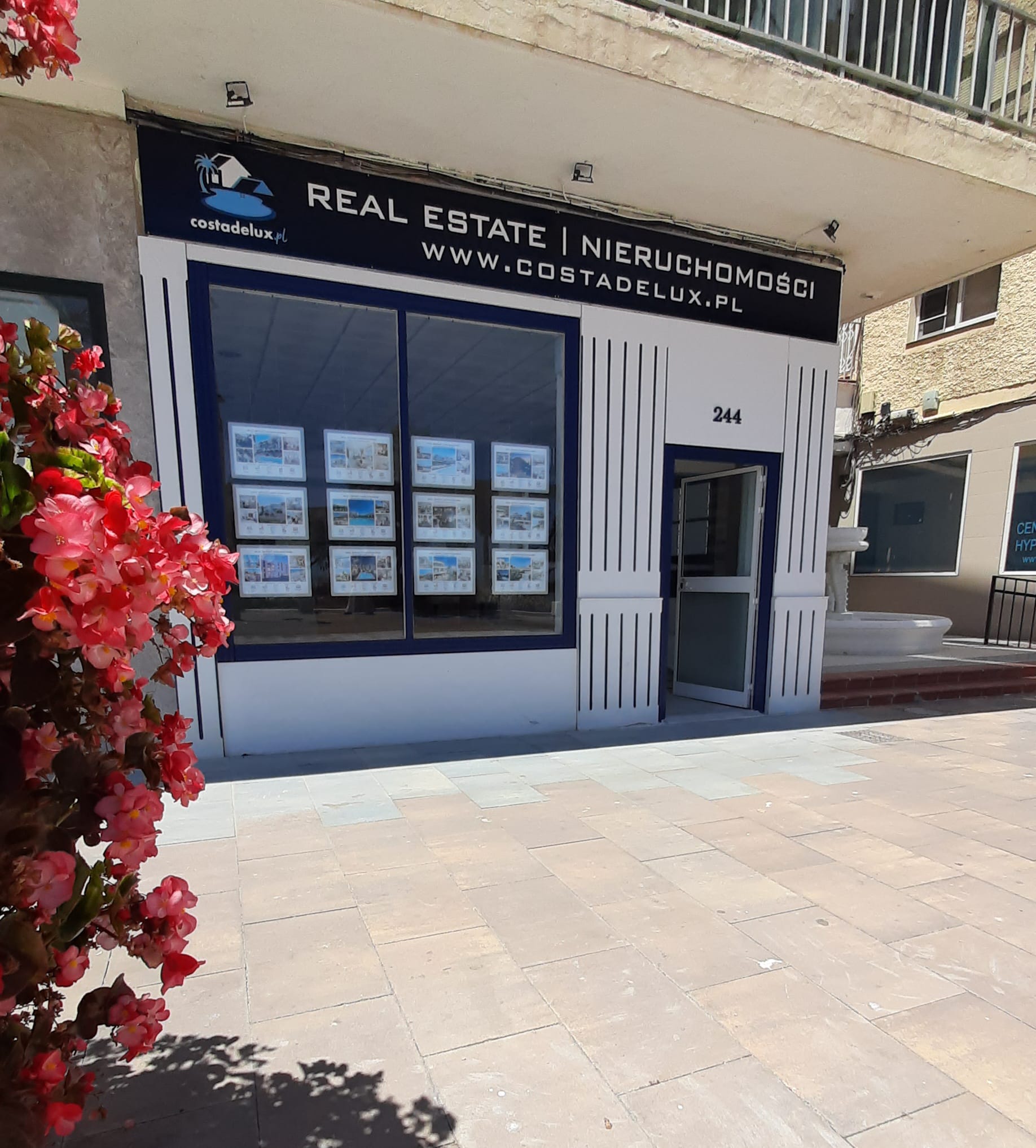 biuro-nieruchomosci-costa-delux-estepona-avenida-espana-244.jpg