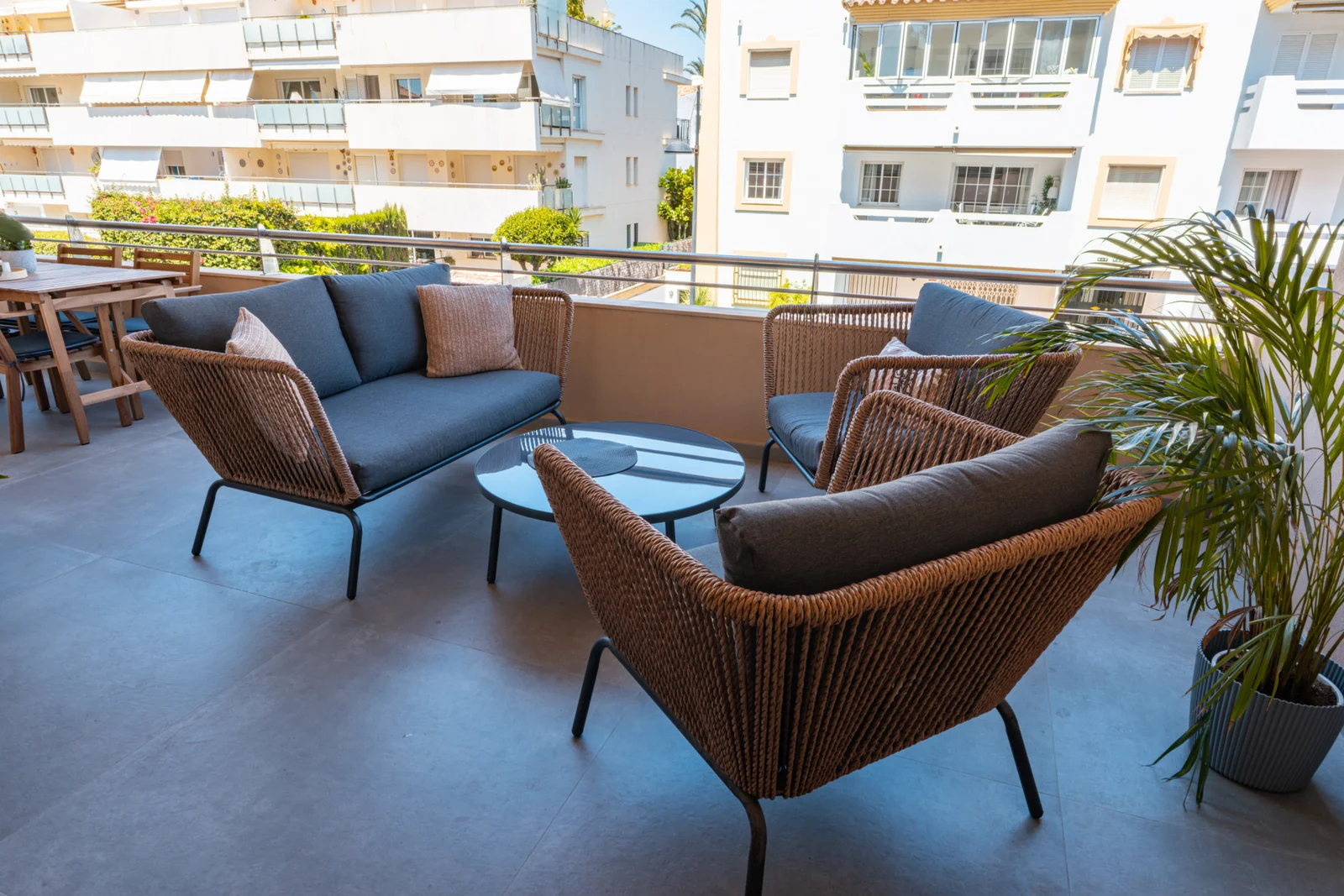 Luksusowy apartament w pierwszej linii brzegowej